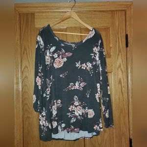 Maurices Floral Long-Sleeved Top. 3X.
